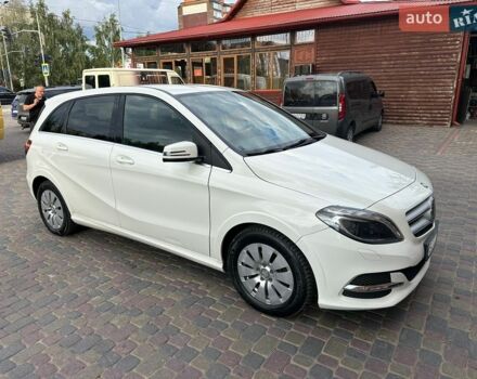 Білий Мерседес Б-клас, об'ємом двигуна 2.2 л та пробігом 160 тис. км за 12777 $, фото 5 на Automoto.ua