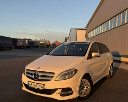 Белый Мерседес Б-класс, объемом двигателя 0 л и пробегом 81 тыс. км за 10950 $, фото 68 на Automoto.ua