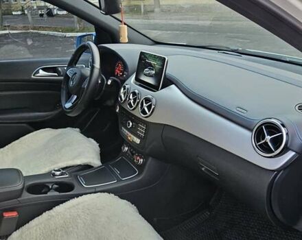 Белый Мерседес Б-класс, объемом двигателя 0 л и пробегом 86 тыс. км за 10800 $, фото 13 на Automoto.ua