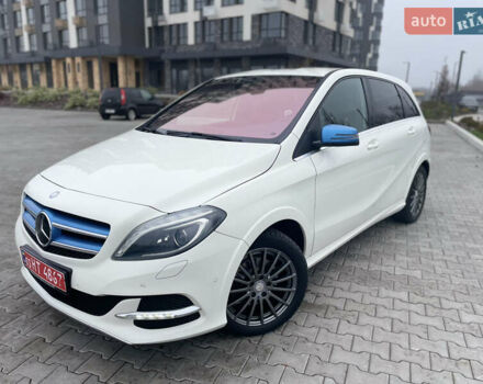 Белый Мерседес Б-класс, объемом двигателя 0 л и пробегом 103 тыс. км за 9500 $, фото 11 на Automoto.ua