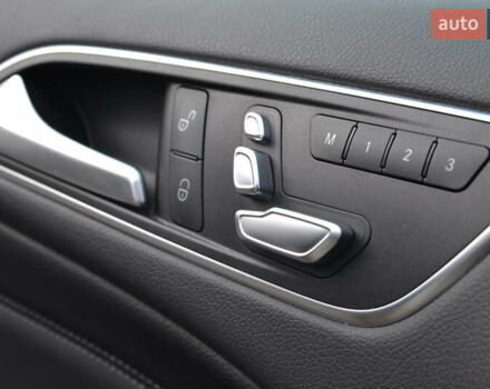 Білий Мерседес Б-клас, об'ємом двигуна 0 л та пробігом 104 тис. км за 10799 $, фото 33 на Automoto.ua