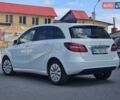 Белый Мерседес Б-класс, объемом двигателя 0 л и пробегом 175 тыс. км за 12500 $, фото 11 на Automoto.ua