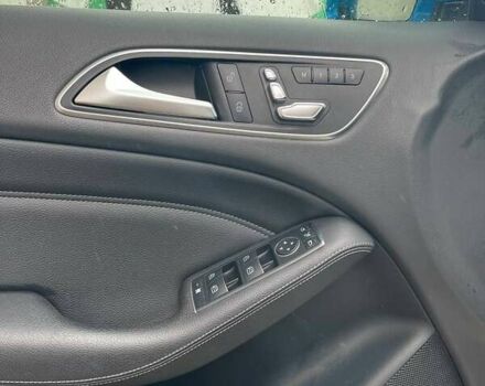 Белый Мерседес Б-класс, объемом двигателя 0 л и пробегом 104 тыс. км за 11300 $, фото 25 на Automoto.ua