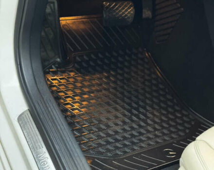 Белый Мерседес Б-класс, объемом двигателя 0 л и пробегом 117 тыс. км за 10550 $, фото 27 на Automoto.ua