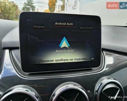 Белый Мерседес Б-класс, объемом двигателя 0 л и пробегом 120 тыс. км за 12500 $, фото 15 на Automoto.ua