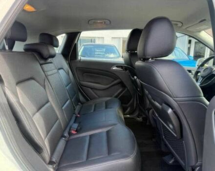 Белый Мерседес Б-класс, объемом двигателя 0 л и пробегом 79 тыс. км за 7000 $, фото 10 на Automoto.ua