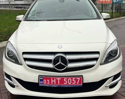 Белый Мерседес Б-класс, объемом двигателя 0 л и пробегом 96 тыс. км за 10999 $, фото 1 на Automoto.ua