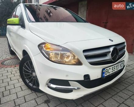 Белый Мерседес Б-класс, объемом двигателя 0 л и пробегом 60 тыс. км за 9999 $, фото 18 на Automoto.ua