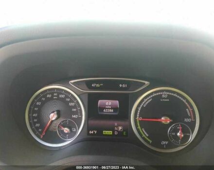 Белый Мерседес Б-класс, объемом двигателя 1 л и пробегом 62 тыс. км за 3200 $, фото 5 на Automoto.ua