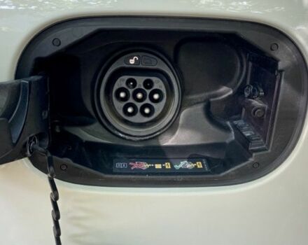 Белый Мерседес Б-класс, объемом двигателя 0 л и пробегом 57 тыс. км за 13900 $, фото 18 на Automoto.ua