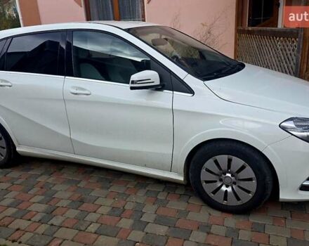 Білий Мерседес Б-клас, об'ємом двигуна 0 л та пробігом 70 тис. км за 10700 $, фото 1 на Automoto.ua