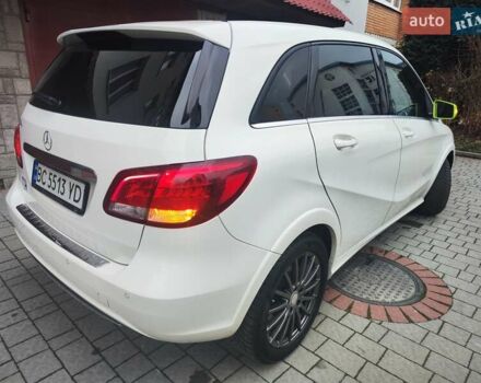 Белый Мерседес Б-класс, объемом двигателя 0 л и пробегом 60 тыс. км за 9999 $, фото 17 на Automoto.ua