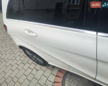 Белый Мерседес Б-класс, объемом двигателя 0 л и пробегом 60 тыс. км за 9999 $, фото 10 на Automoto.ua