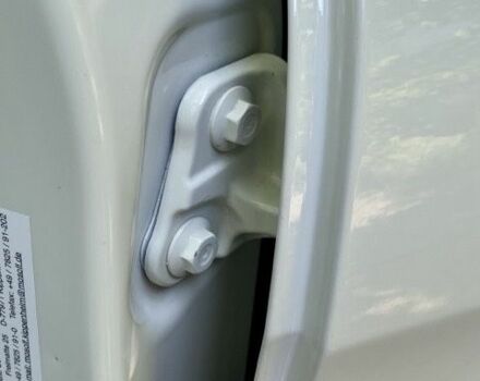 Белый Мерседес Б-класс, объемом двигателя 0 л и пробегом 57 тыс. км за 13900 $, фото 10 на Automoto.ua