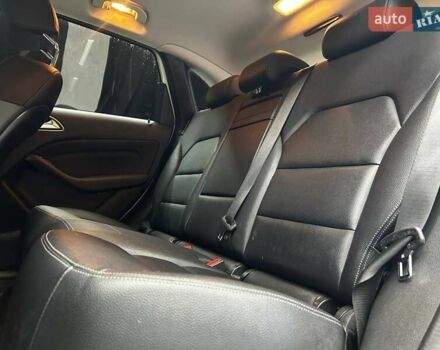 Белый Мерседес Б-класс, объемом двигателя 0 л и пробегом 120 тыс. км за 11800 $, фото 15 на Automoto.ua