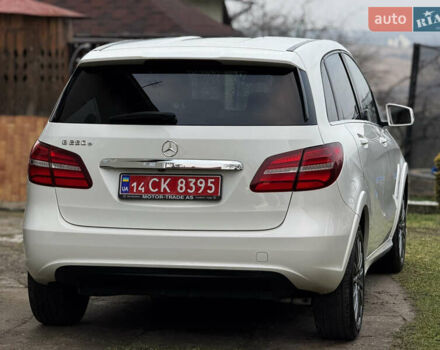 Белый Мерседес Б-класс, объемом двигателя 0 л и пробегом 117 тыс. км за 10550 $, фото 18 на Automoto.ua