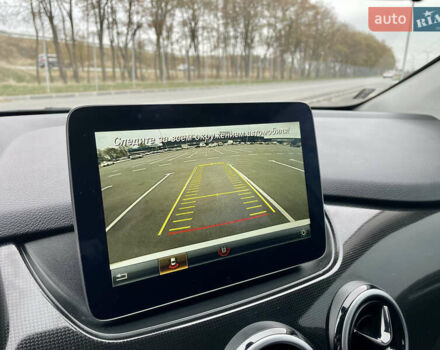 Белый Мерседес Б-класс, объемом двигателя 0 л и пробегом 57 тыс. км за 14400 $, фото 14 на Automoto.ua