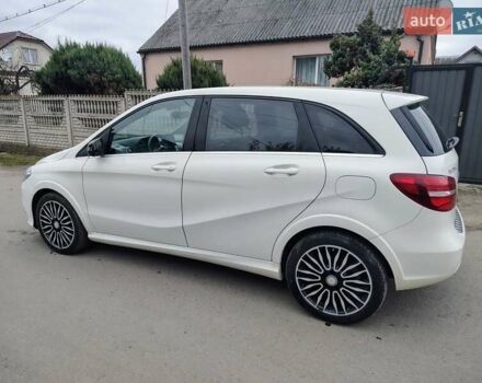 Білий Мерседес Б-клас, об'ємом двигуна 0 л та пробігом 112 тис. км за 9900 $, фото 7 на Automoto.ua