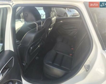 Белый Мерседес Б-класс, объемом двигателя 0 л и пробегом 117 тыс. км за 9850 $, фото 9 на Automoto.ua