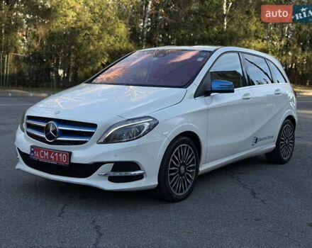 Белый Мерседес Б-класс, объемом двигателя 0 л и пробегом 90 тыс. км за 9800 $, фото 16 на Automoto.ua