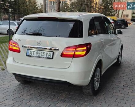 Белый Мерседес Б-класс, объемом двигателя 0 л и пробегом 85 тыс. км за 10500 $, фото 10 на Automoto.ua