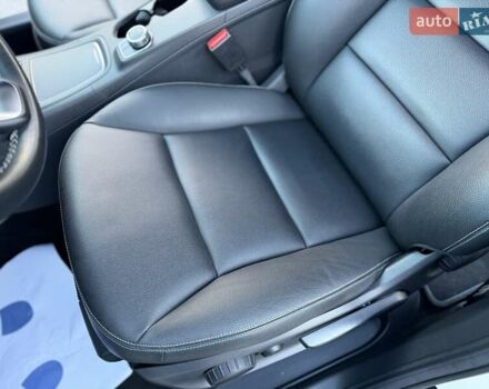 Белый Мерседес Б-класс, объемом двигателя 0 л и пробегом 90 тыс. км за 9800 $, фото 62 на Automoto.ua