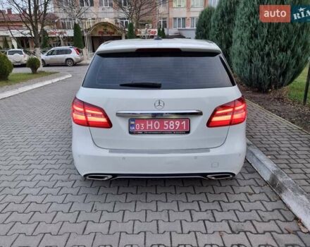 Білий Мерседес Б-клас, об'ємом двигуна 1.5 л та пробігом 269 тис. км за 15750 $, фото 4 на Automoto.ua