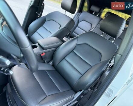 Белый Мерседес Б-класс, объемом двигателя 0 л и пробегом 90 тыс. км за 9800 $, фото 56 на Automoto.ua