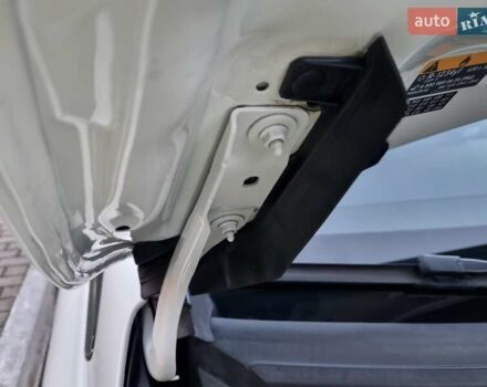 Білий Мерседес Б-клас, об'ємом двигуна 1.5 л та пробігом 269 тис. км за 15750 $, фото 47 на Automoto.ua