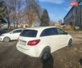 Белый Мерседес Б-класс, объемом двигателя 0 л и пробегом 117 тыс. км за 9850 $, фото 4 на Automoto.ua