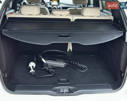 Белый Мерседес Б-класс, объемом двигателя 0 л и пробегом 117 тыс. км за 10550 $, фото 37 на Automoto.ua