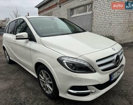 Білий Мерседес Б-клас, об'ємом двигуна 0 л та пробігом 85 тис. км за 14999 $, фото 1 на Automoto.ua