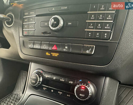 Білий Мерседес Б-клас, об'ємом двигуна 0 л та пробігом 54 тис. км за 10200 $, фото 16 на Automoto.ua