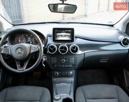 Белый Мерседес Б-класс, объемом двигателя 1.5 л и пробегом 178 тыс. км за 14500 $, фото 23 на Automoto.ua