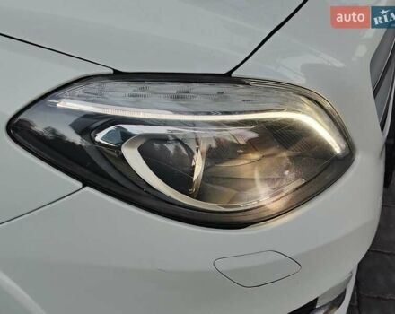 Белый Мерседес Б-класс, объемом двигателя 0 л и пробегом 85 тыс. км за 10500 $, фото 27 на Automoto.ua