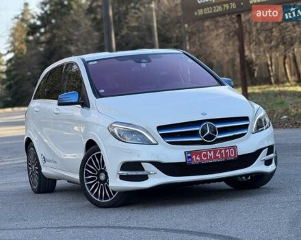 Белый Мерседес Б-класс, объемом двигателя 0 л и пробегом 90 тыс. км за 9800 $, фото 4 на Automoto.ua