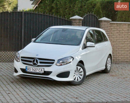 Белый Мерседес Б-класс, объемом двигателя 1.5 л и пробегом 178 тыс. км за 14500 $, фото 5 на Automoto.ua