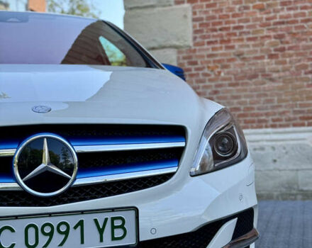 Мерседес Б-класс 2016 в Львове на Automoto.ua Белый Мерседес Б-класс, объемом двигателя 0 л и пробегом 75 тыс. км за 11900 $, фото 6 на Automoto.ua