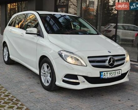 Белый Мерседес Б-класс, объемом двигателя 0 л и пробегом 85 тыс. км за 10500 $, фото 8 на Automoto.ua
