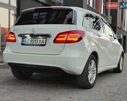 Белый Мерседес Б-класс, объемом двигателя 0 л и пробегом 85 тыс. км за 10500 $, фото 6 на Automoto.ua