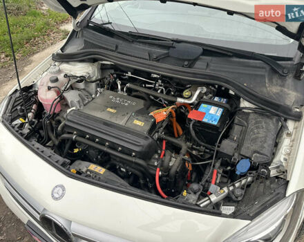 Білий Мерседес Б-клас, об'ємом двигуна 0 л та пробігом 54 тис. км за 10200 $, фото 18 на Automoto.ua