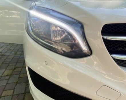 Белый Мерседес Б-класс, объемом двигателя 0 л и пробегом 57 тыс. км за 13900 $, фото 3 на Automoto.ua