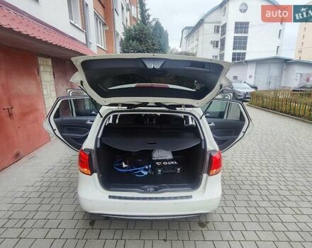 Белый Мерседес Б-класс, объемом двигателя 0 л и пробегом 60 тыс. км за 9999 $, фото 2 на Automoto.ua