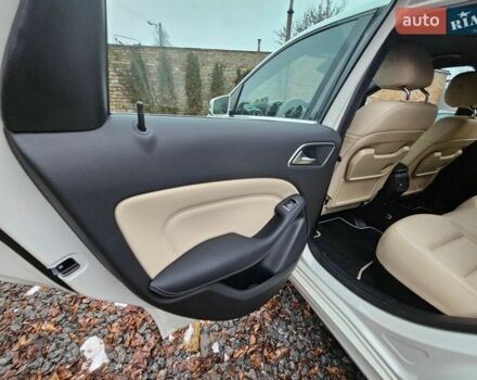 Білий Мерседес Б-клас, об'ємом двигуна 0 л та пробігом 179 тис. км за 9000 $, фото 57 на Automoto.ua