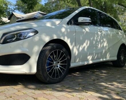 Белый Мерседес Б-класс, объемом двигателя 0 л и пробегом 57 тыс. км за 13900 $, фото 1 на Automoto.ua