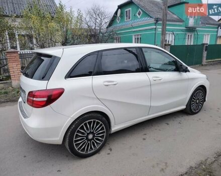 Білий Мерседес Б-клас, об'ємом двигуна 0 л та пробігом 112 тис. км за 9900 $, фото 3 на Automoto.ua