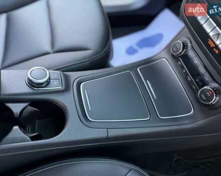 Белый Мерседес Б-класс, объемом двигателя 0 л и пробегом 90 тыс. км за 9800 $, фото 42 на Automoto.ua