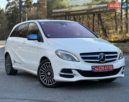 Белый Мерседес Б-класс, объемом двигателя 0 л и пробегом 90 тыс. км за 9800 $, фото 5 на Automoto.ua