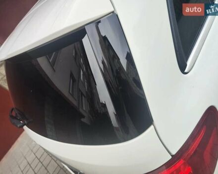 Белый Мерседес Б-класс, объемом двигателя 0 л и пробегом 60 тыс. км за 9999 $, фото 11 на Automoto.ua