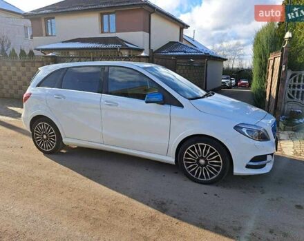 Білий Мерседес Б-клас, об'ємом двигуна 0 л та пробігом 99 тис. км за 10600 $, фото 4 на Automoto.ua